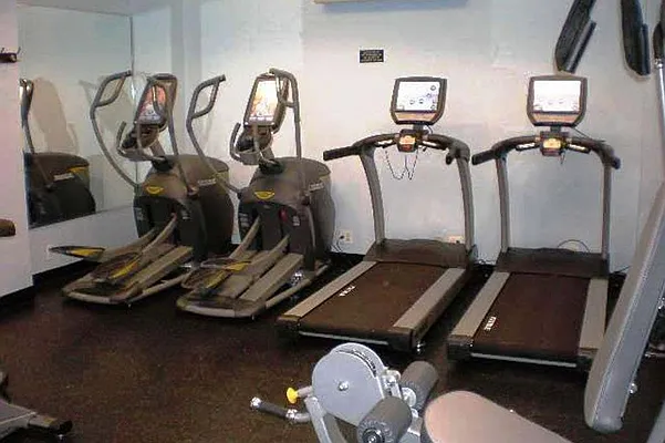 Sold by Corcoran | media 21