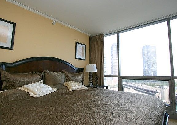 3rd image of 420 E Waterside Dr Unit 1113