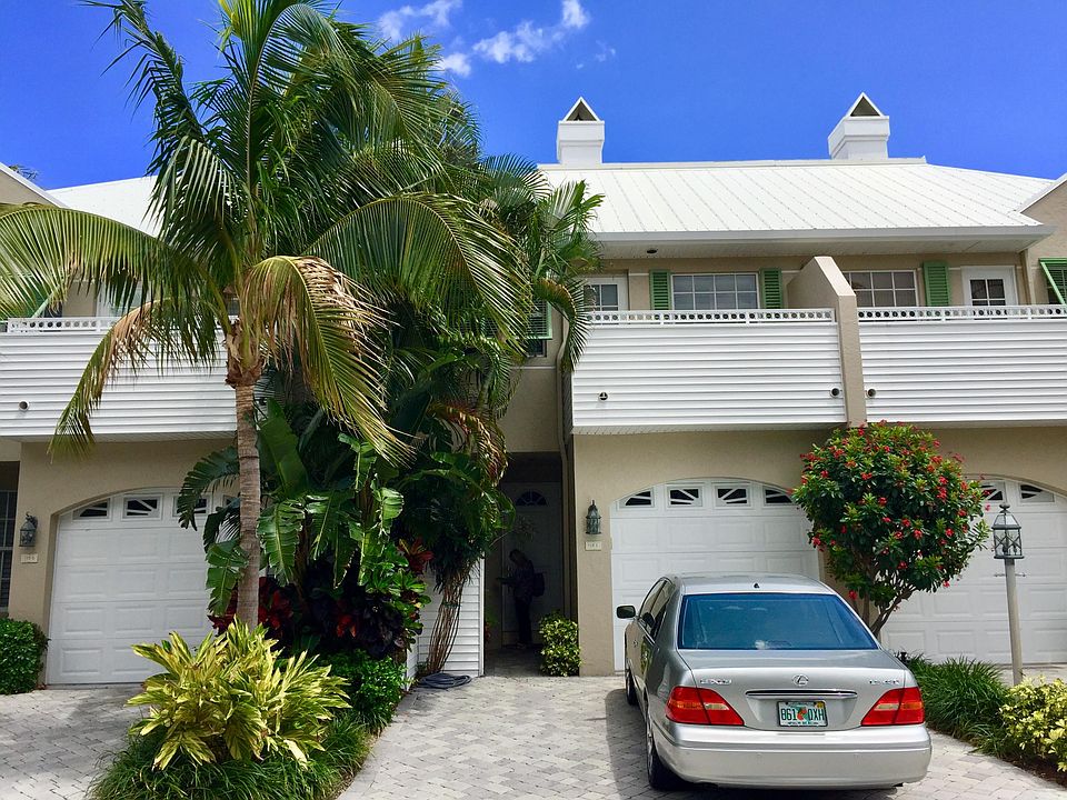 1st image of 115 Venetian Dr #2
