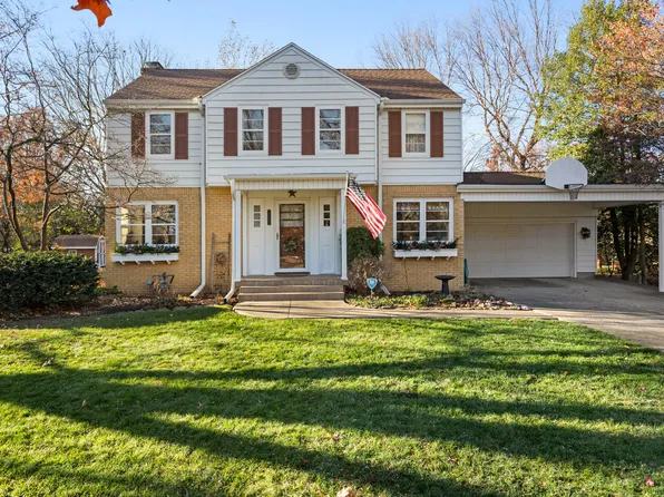 1109 S New St, Champaign, IL 61820