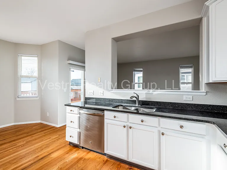 5193 S Liverpool Way — Photo 12