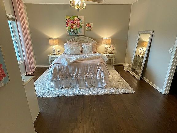 2nd image of 3976 Brookside Ct