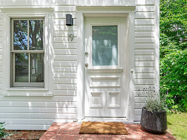 19 Grand St — Photo 3