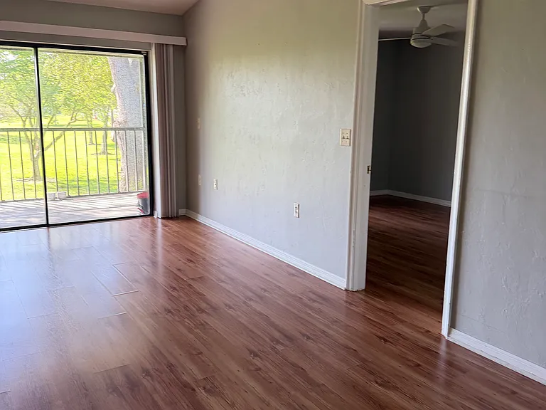 1216 Commonwealth Cir #203 — Photo 12