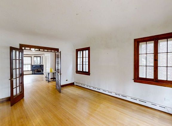3rd image of 1810 N 79th Ct