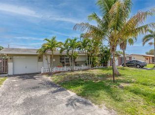 8851 NW 12th St, Hollywood, FL 33024