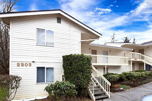 2303 Taylor Ave Photo 1