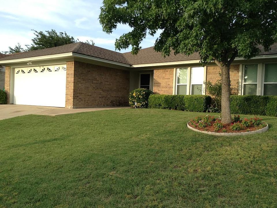 1st image of 7820 Pebblebrook Dr