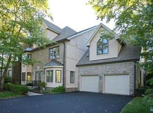 240 Cambridge Oaks #240, Park Ridge, NJ 07656