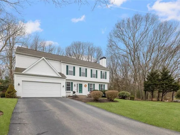 161 Sleepy Hollow Farm Rd, Warwick, RI 02886