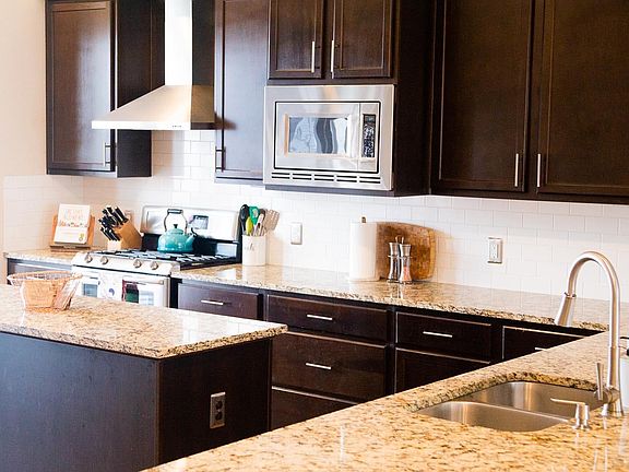 5th image of 29-2520 Bluebonnet Ln #29