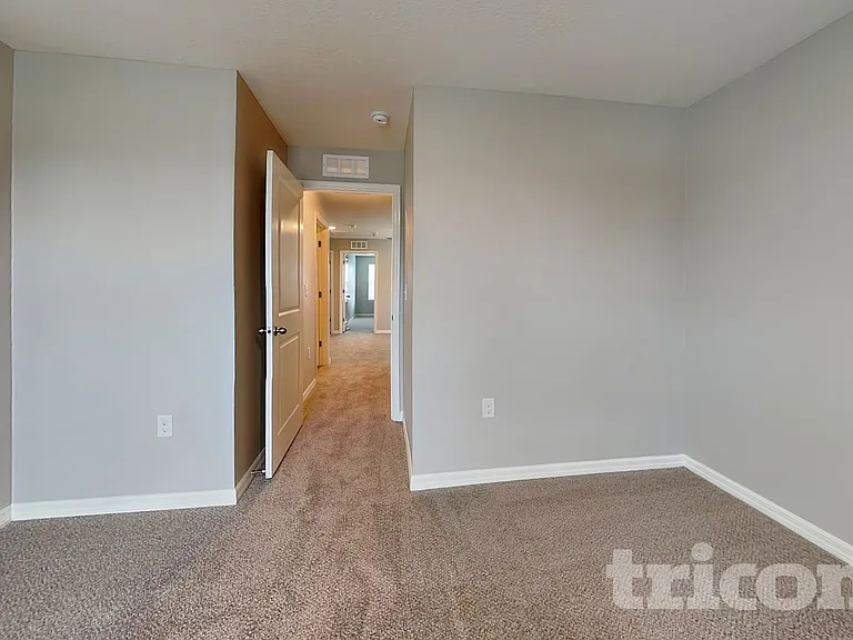 10253 Geese Trail Cir — Photo 13
