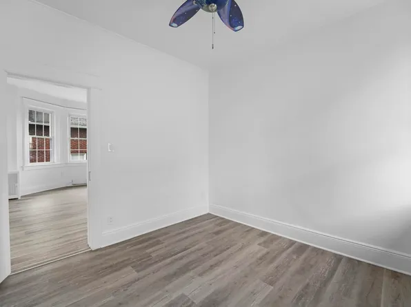 7308 Kennedy Boulevard image 7 of 17