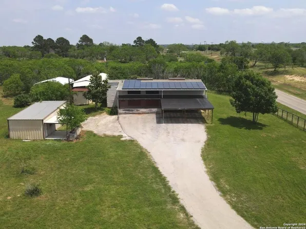 2324 Zion Hill Rd, Seguin, TX 78155
