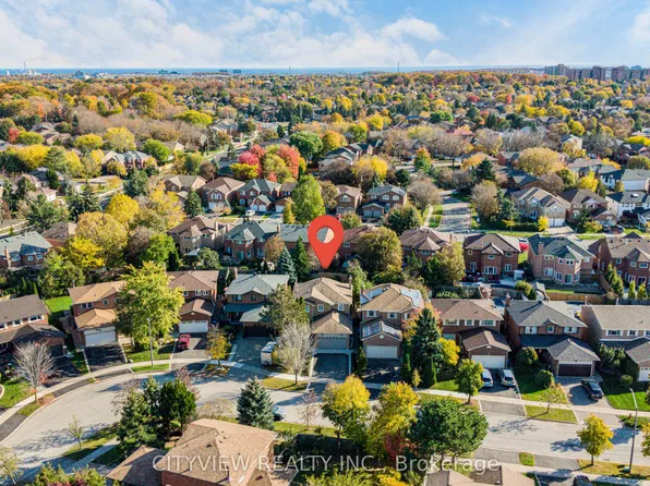 3134 Barwell Rd, Mississauga, ON L5L 4L8