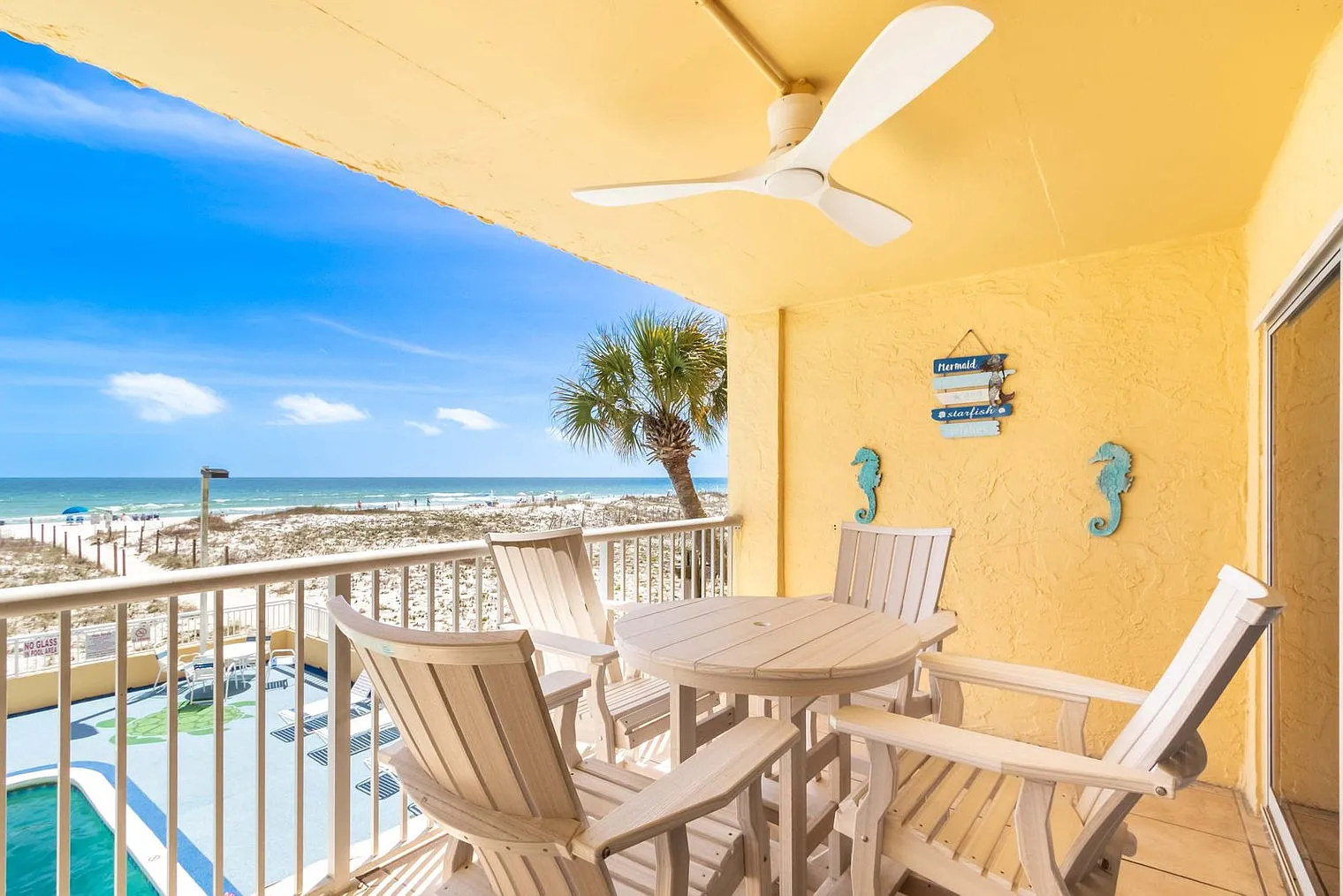 2 bed, 2.0 bath, 893 sqft, $3,464 — Photo 4