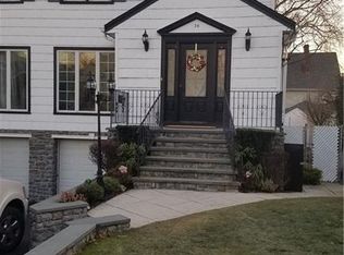 36 Ronalds Ave, New Rochelle, NY 10801