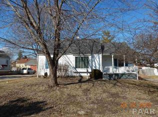 1517 E Hendryx Ln, Peoria, IL