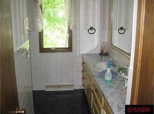 611 Reed St N, Waterville, MN 56096