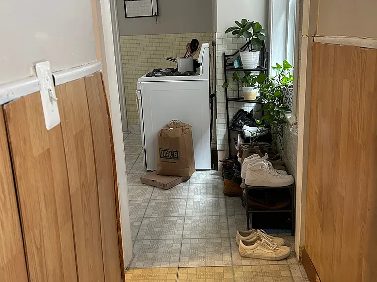 36 Charter St #5R — Photo 3
