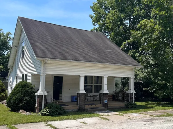 225 W Broadway St, Morristown, IN 46161