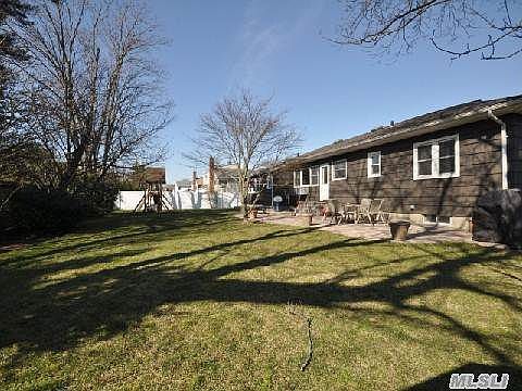 4th image of 272 Bayard St