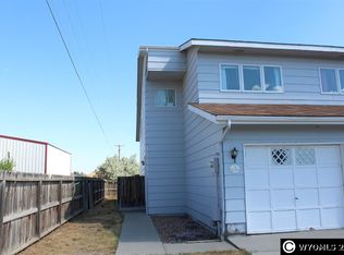 4850 Rusten, Mills, WY 82604