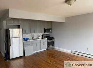 207 Beach 31st St #2, Far Rockaway, NY 11691