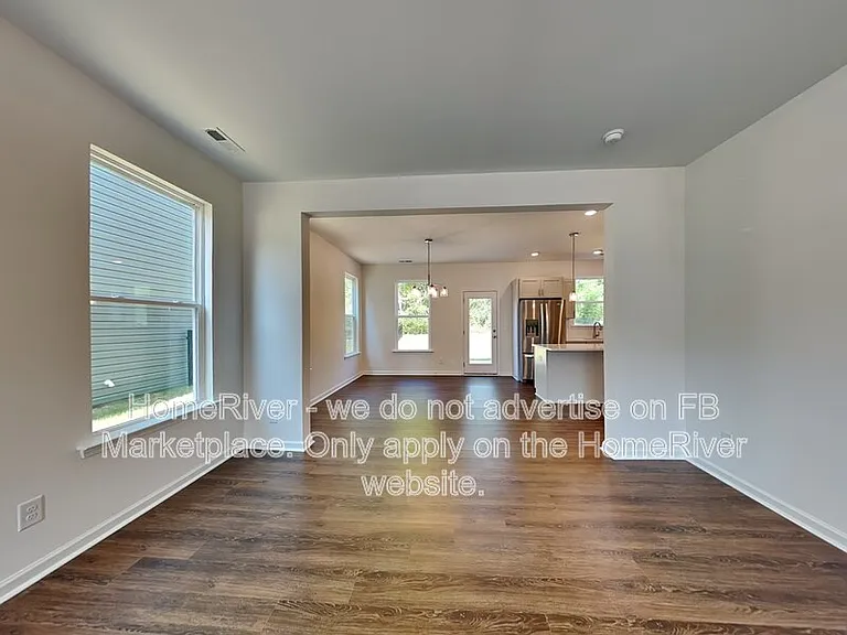 120 Baucom St — Photo 2