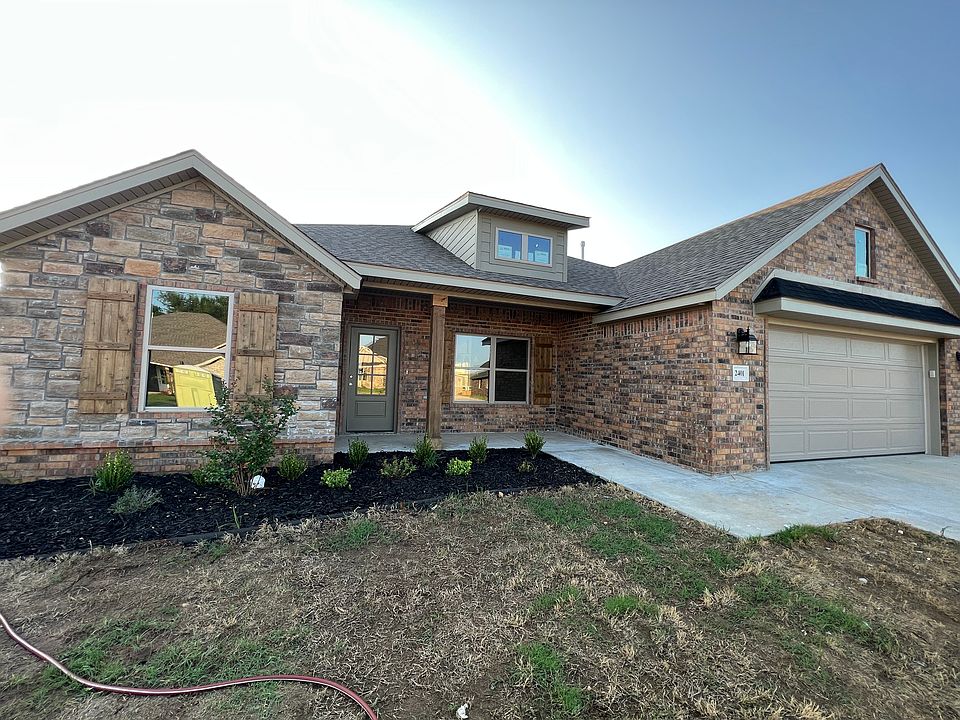 1st image of 2401 N Kathryn Ln