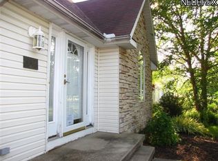 9423 Deer Rdg, Mentor, OH 44060