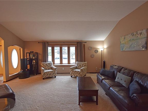 4th image of 1379 Aspenwood Dr