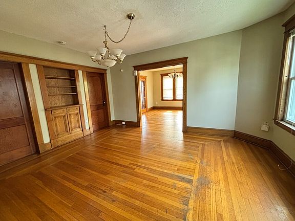 5th image of 71-69 Linden St Floor 2
