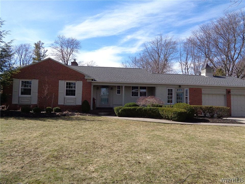 1st image of 44 Parkwood Dr
