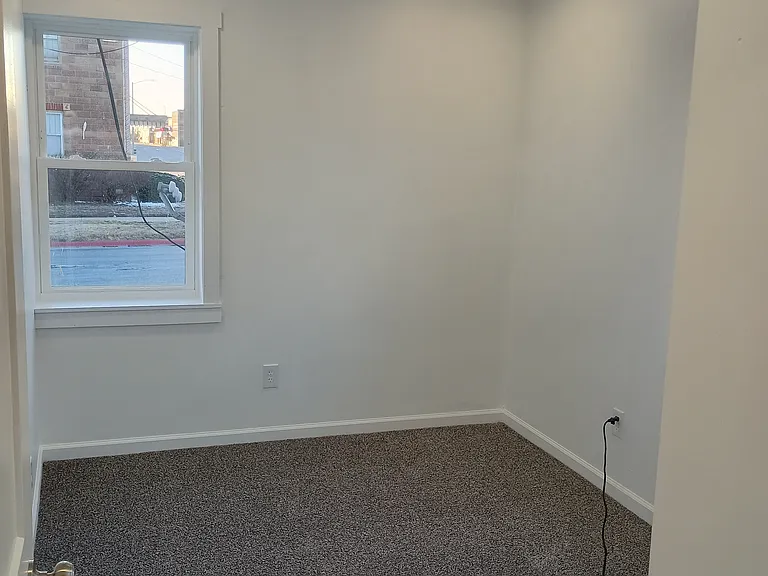 801 Ella St #801 — Photo 5