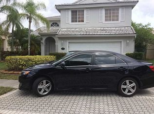 333 SW 161st Ave, Pembroke Pines, FL 33027