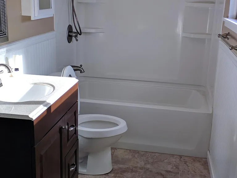 Bathroom2