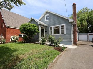 226 SE 76th Ave, Portland, OR 97215
