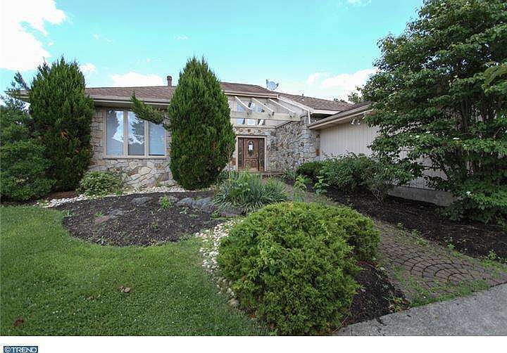 34 Country Walk, Cherry Hill, NJ 08003 Zillow