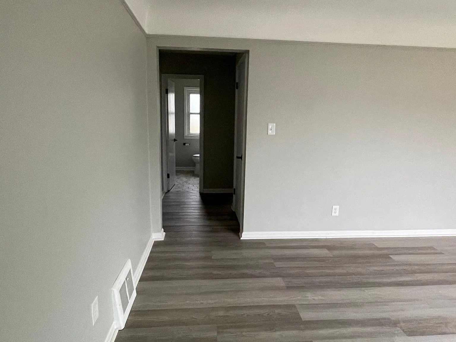 12712 York Blvd — Photo 3