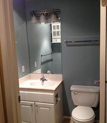 4th image of 14200 NE 171st St #203