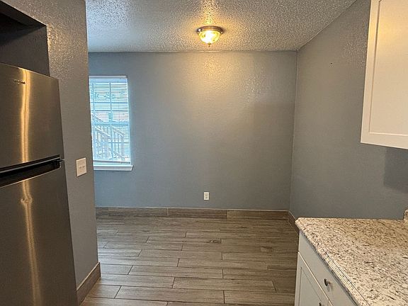 5th image of 400 E 19th St #C1
