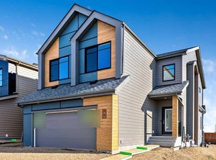 5 NW Heartwood Ln SE, Calgary, AB T3M2K1
