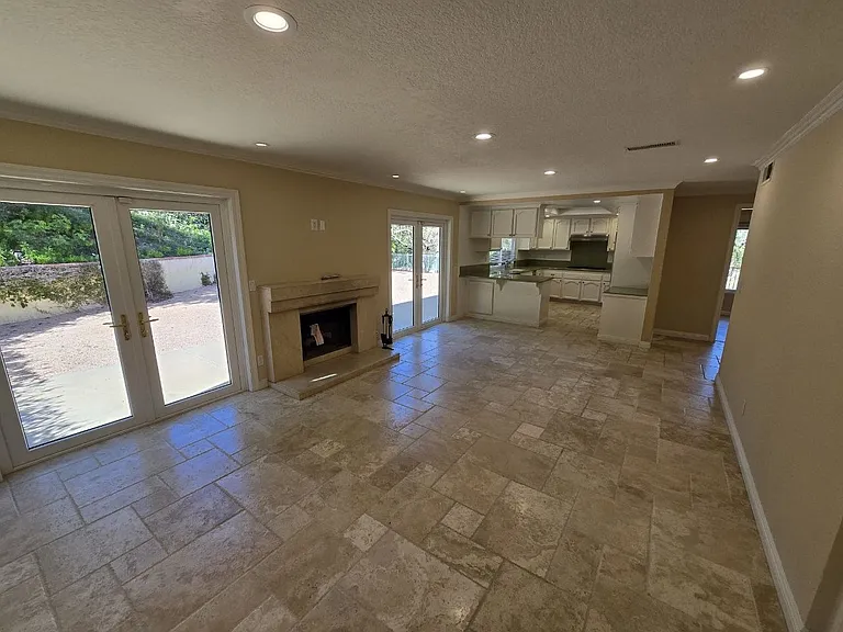 7169 Castle Peak Dr — Photo 9