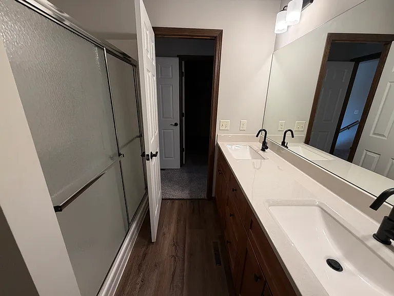 6452 Maple View Ct — Photo 8
