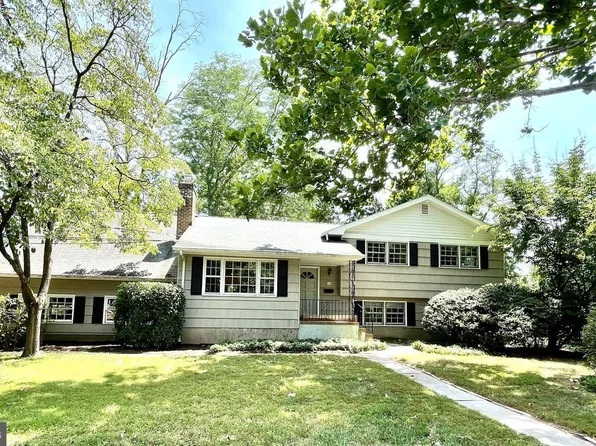 33 Monroe Ln, Princeton, NJ 08540