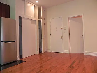 Rented by Living New York