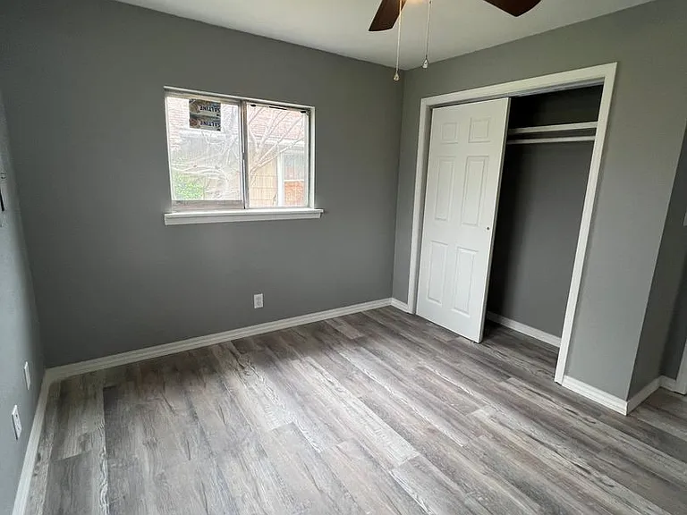 2305 N Prospect Ave #B — Photo 8