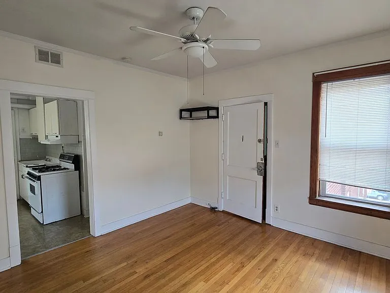 4107 N Bernard St #3R — Photo 3