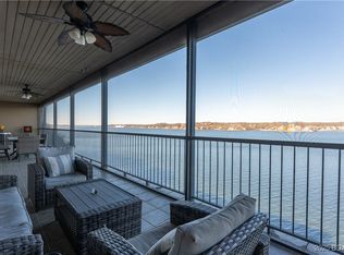 118 Falls Point Dr #5B, Lake Ozark, MO 65049